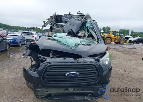 2018 Ford Transit-250 z USA, uszkodzony, nr VIN 1FTYR2CM1JKA03238